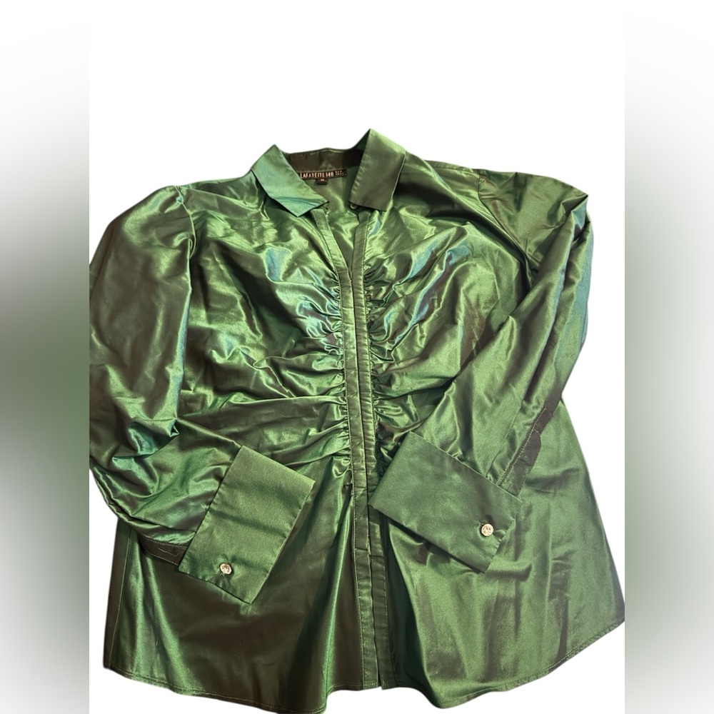 LAFAYETTE 148 size 12 100% silk button up - Picture 2 of 3